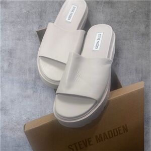 Steve Madden Women's Cream Slide Sandals